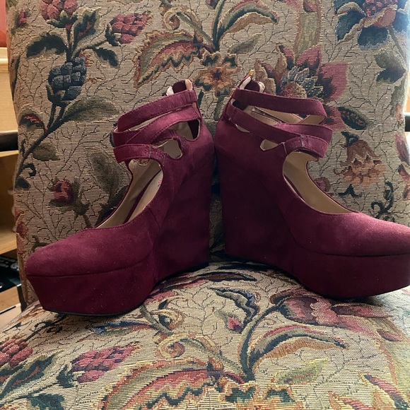 Just Fab wine colored wedge sandals. Used once or twice. - Picture 2 of 5